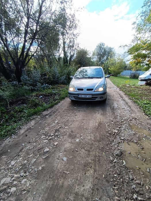 Vând sau schimb Renault scenic