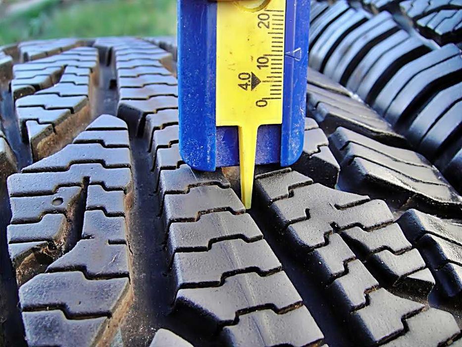 4бр. зимни гуми UNIROYAL 205/65/15