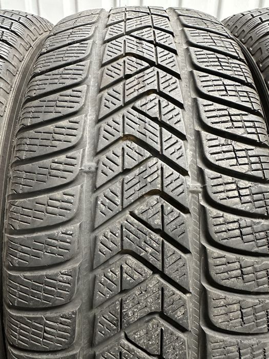 Set anvelope 235/65 R17 PIRELLI M+S iarnă