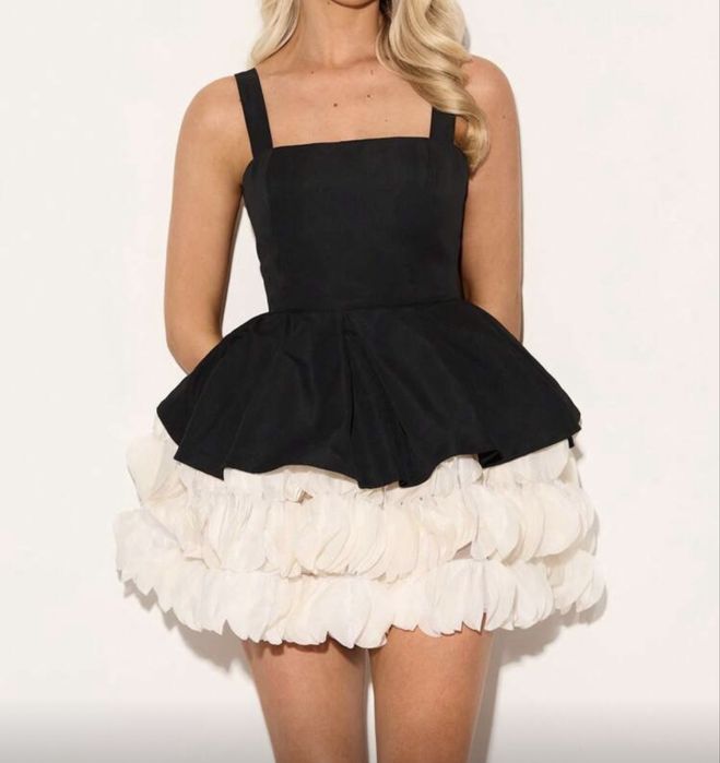 Уникална коктейлна туту рокля