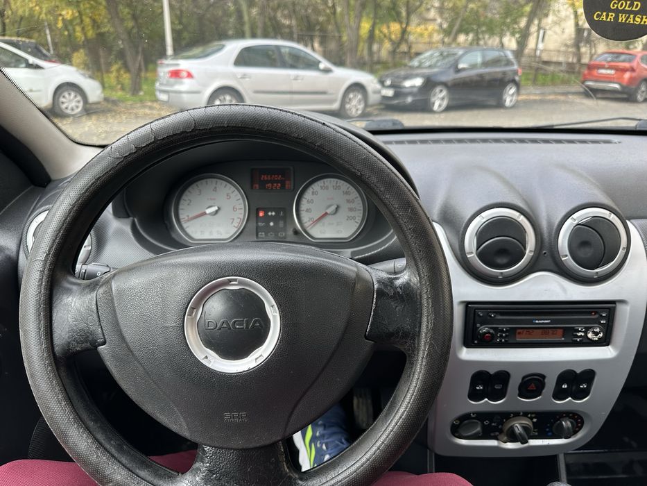 Dacia Logan 2 / 1.5 dCi / 2011 / A.C