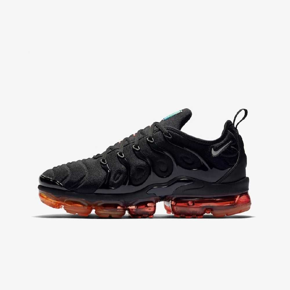 Оригинални маратонки Nike Air VaporMax Plus