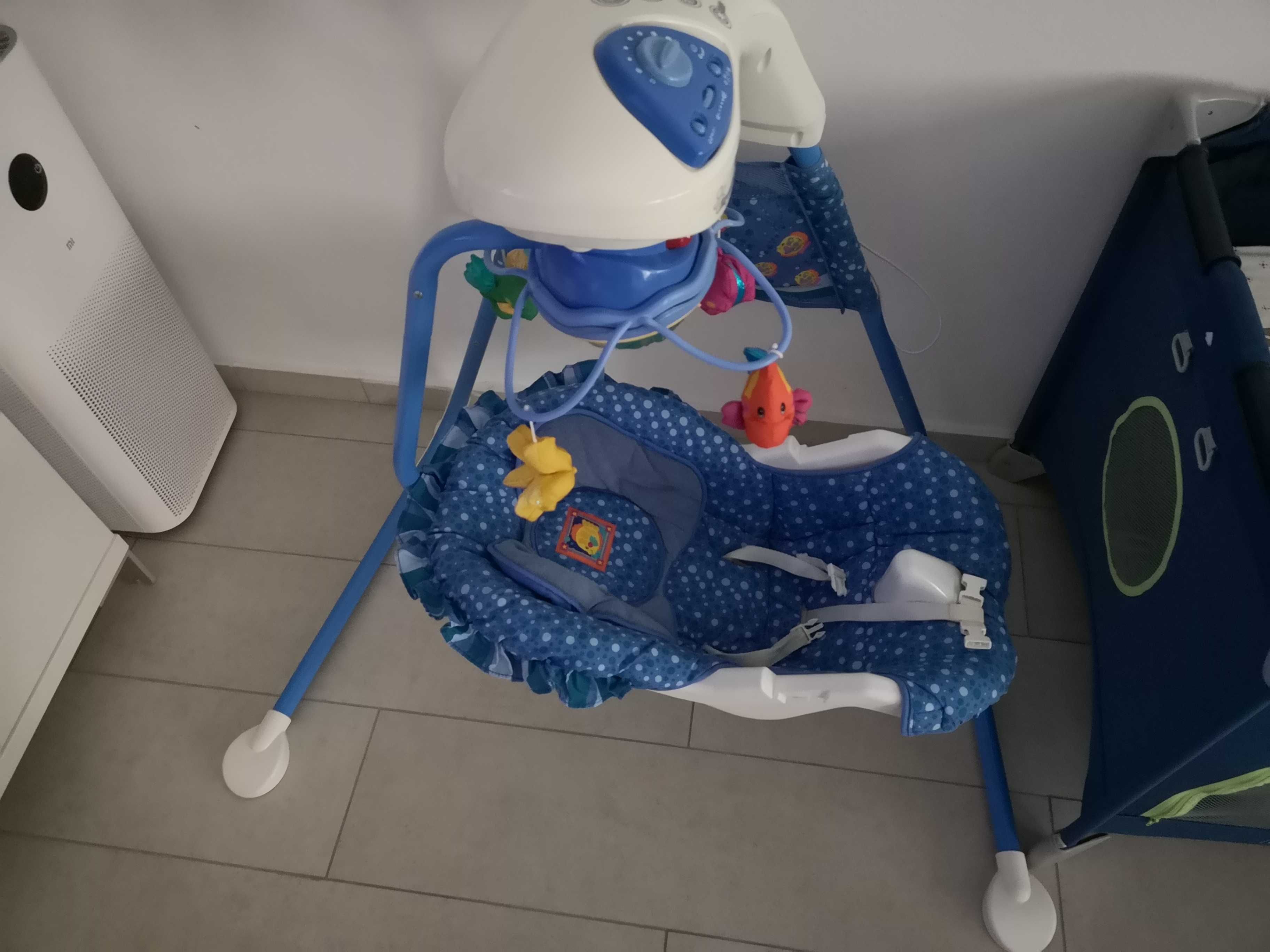 Fisher Price aquarium cradle swing