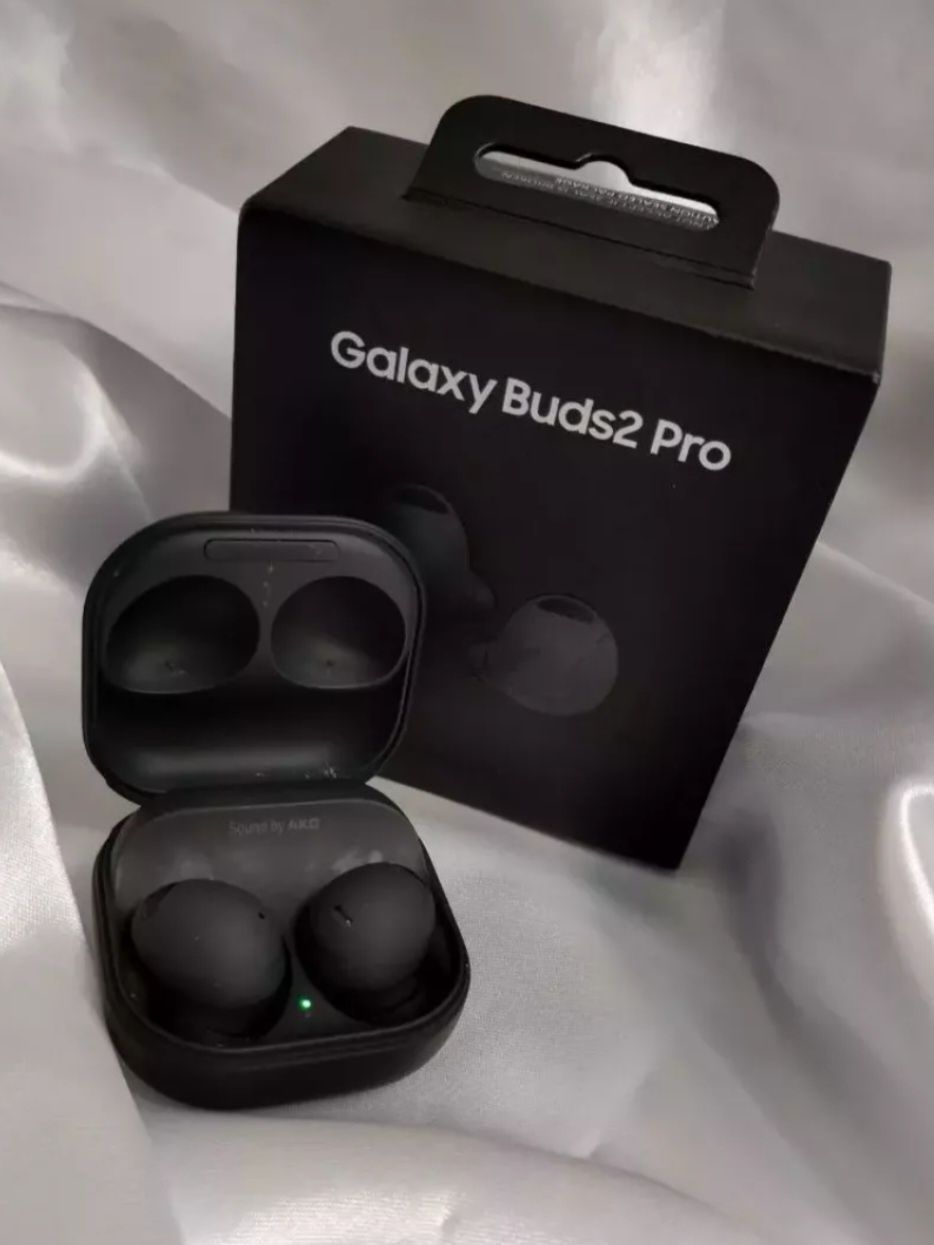 Продам блютуз наушник Galaxy BUDS2 Pro новая