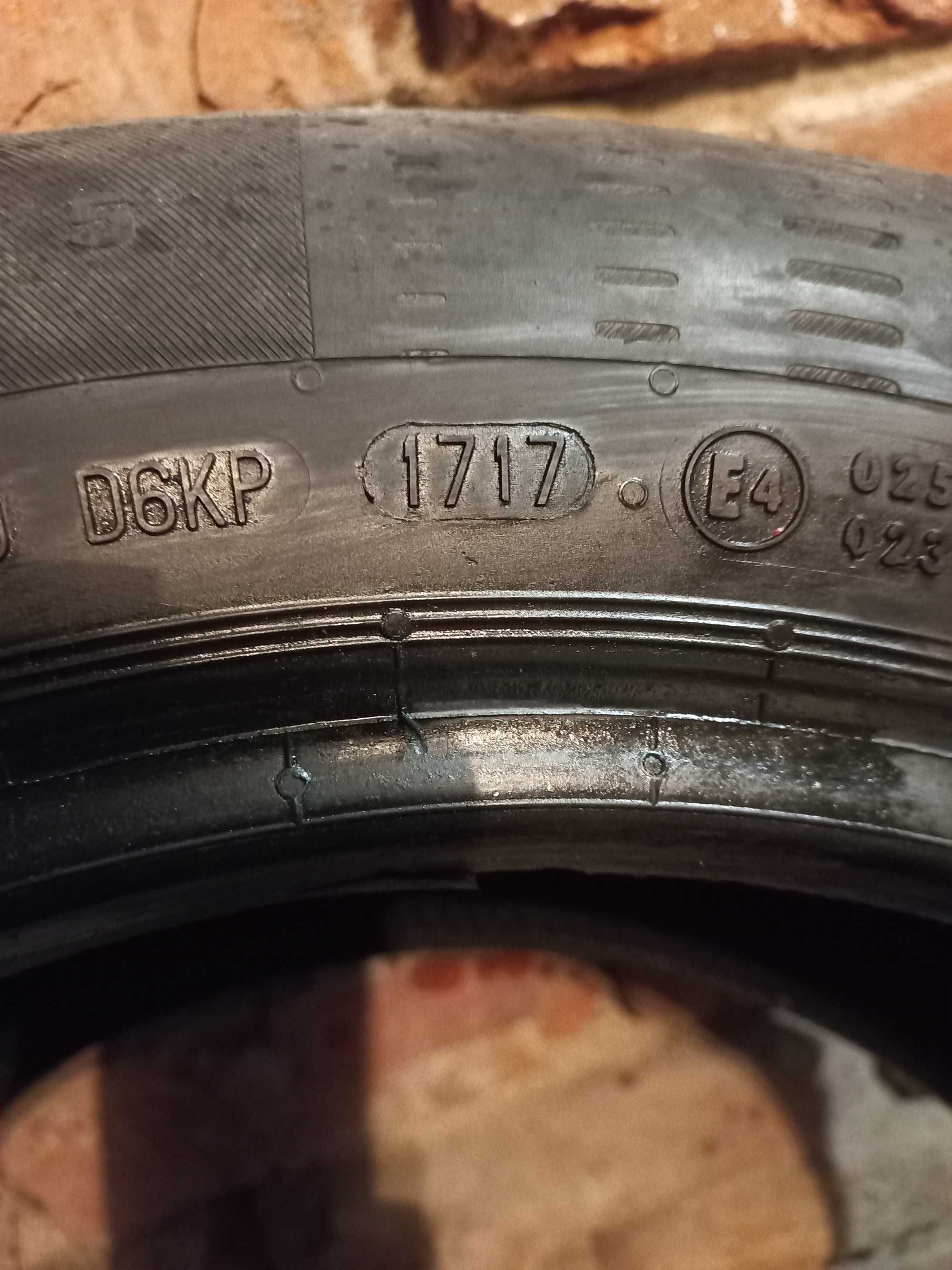 Летни гуми Continental 185/65 R15 четири броя 80 лв.