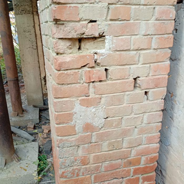 Vand caramida din demontari