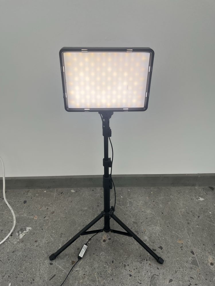 LED осветително тяло + софтбокс