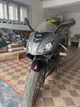 Motor Aprilia racing r5