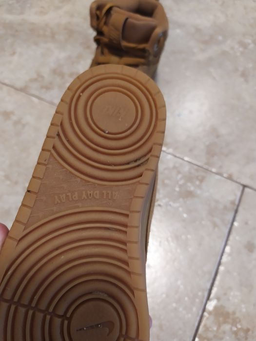 Маратонки Nike размер 38