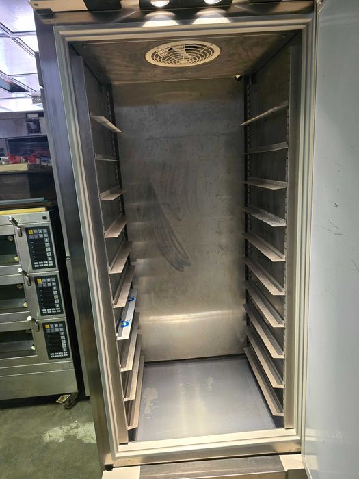 Frigider profesional inox Germania tavi 60x40 cm pentru 38 tavi !