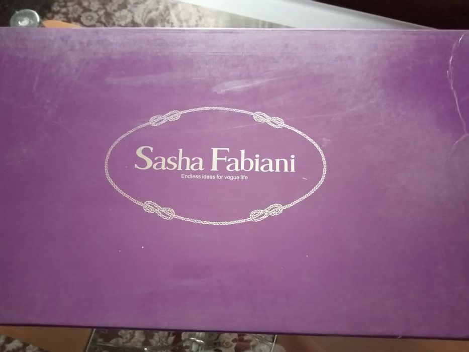 Сапоги новые Sacha Fabiani