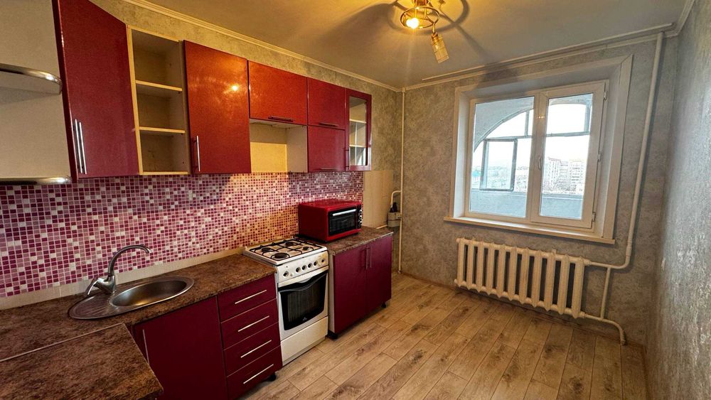 В продаже 3х комнатная в 8 микрорайоне 72 кв.м