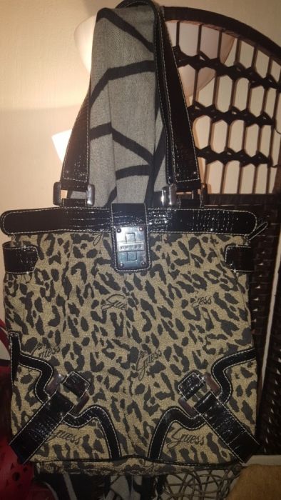 Geanta Guess animal print