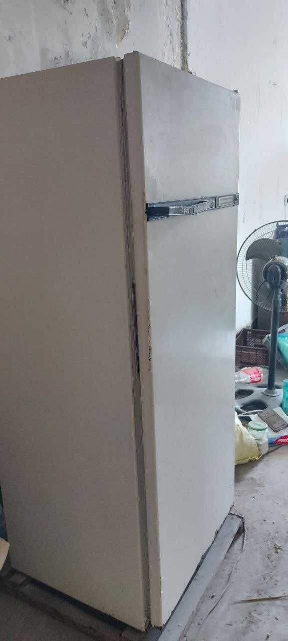 Холодильник рабочний