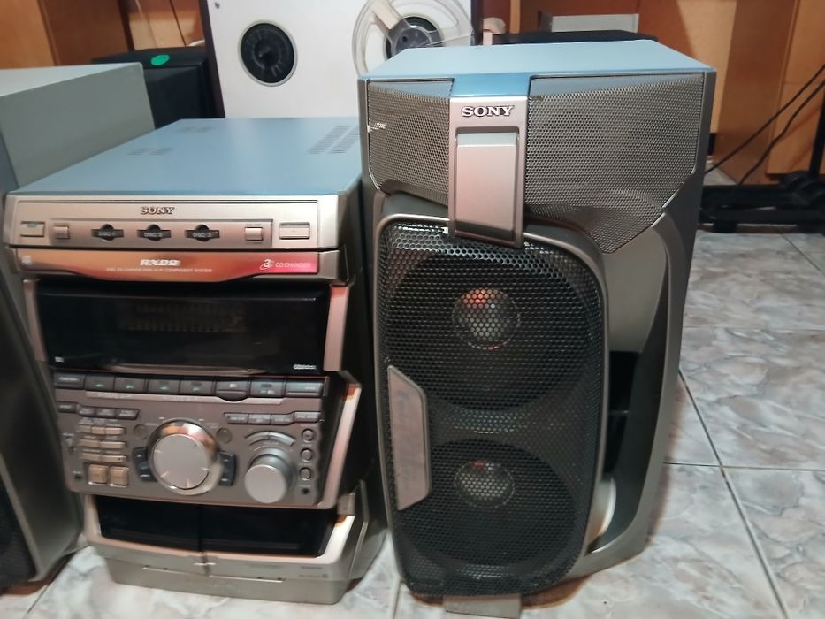 Combina sony mhc-rxd9