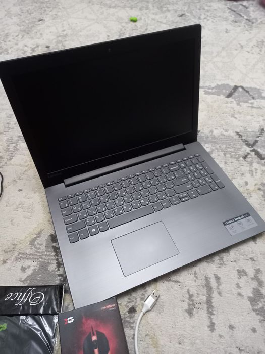 Почти новый ноутбук SSD128GB + HDD1000GB