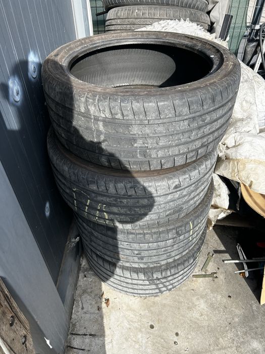 Гуми Bridgestone 245/40 ZR19