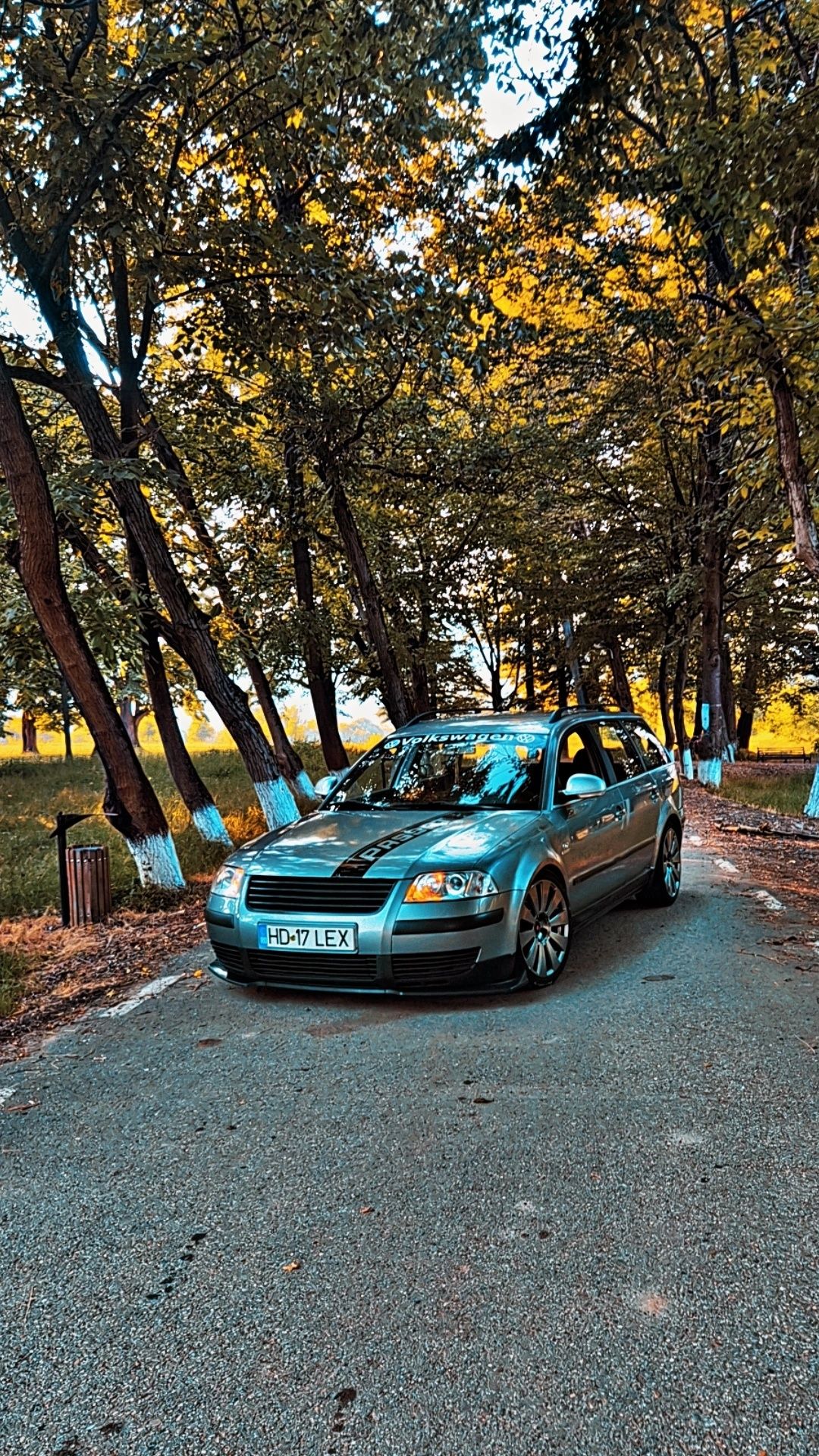 Vând Volkswagen Passat b5.5