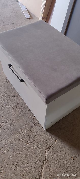 Обувница с мягким сиденьем