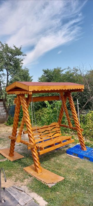 Stalpi si panouri pentru inchis terasa