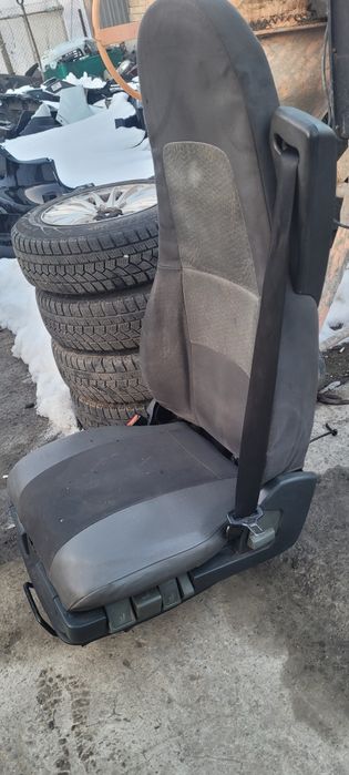 Scaun sofer Renault midlun