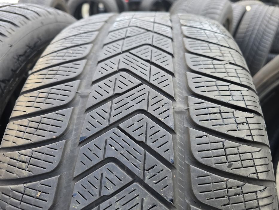 Anvelope iarna 255 50 19