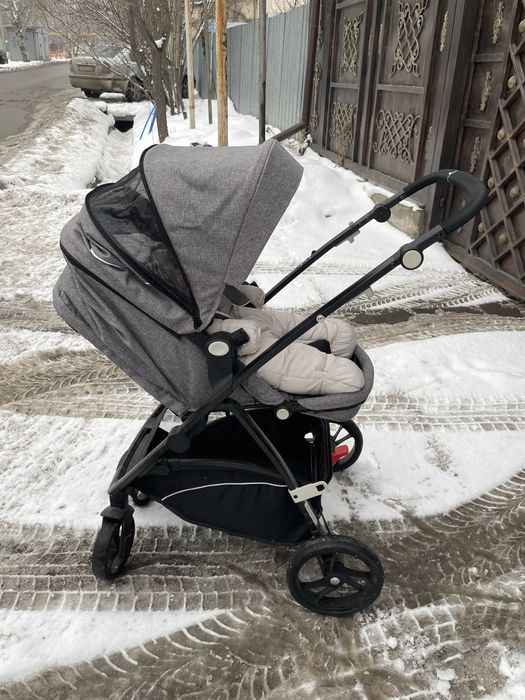 Коляска 2 шт Состояние отличное. У одной фирма teknum, вторая babyboom