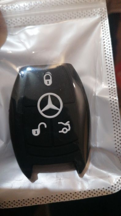 Кейс силиконов за ключ на мерцедес