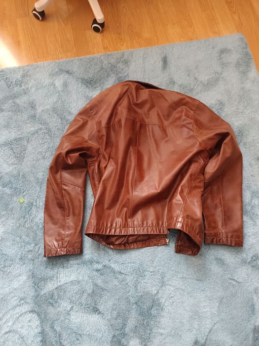Geacă piele XL .