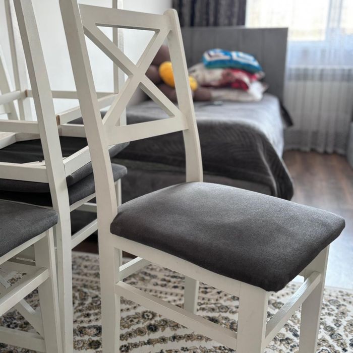 Срочно продам стулья