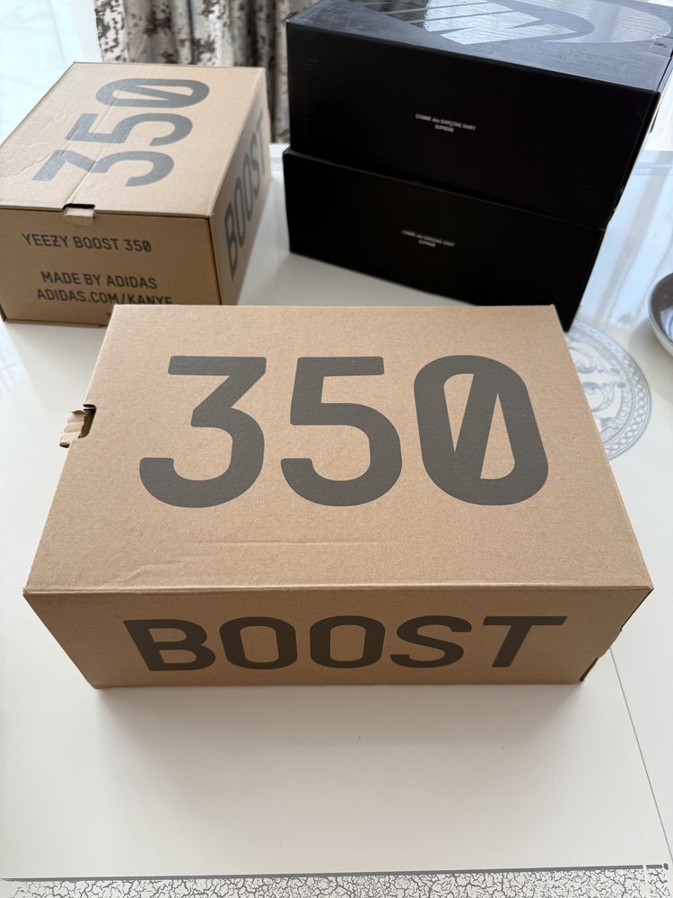 Adidas Yeezy 350 V2 Oreo