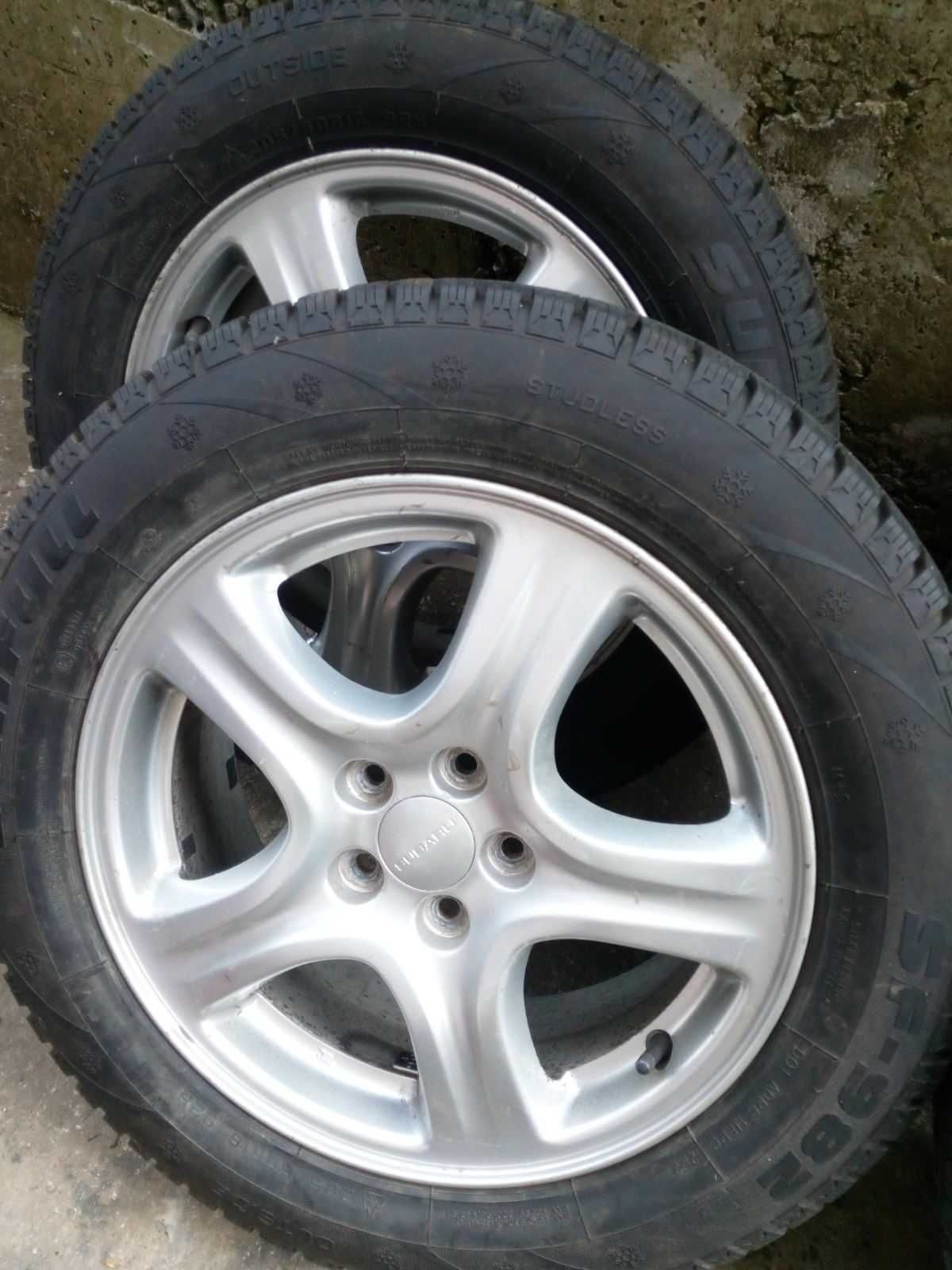 Subaru legacy 205/60R16