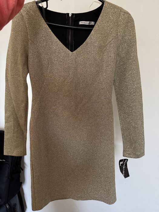 Продам новое платье