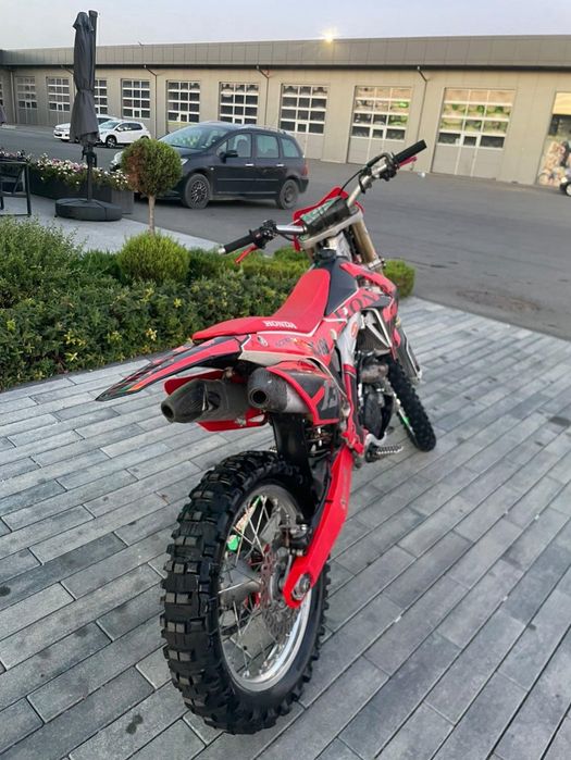 Honda crf 250 2015 година
