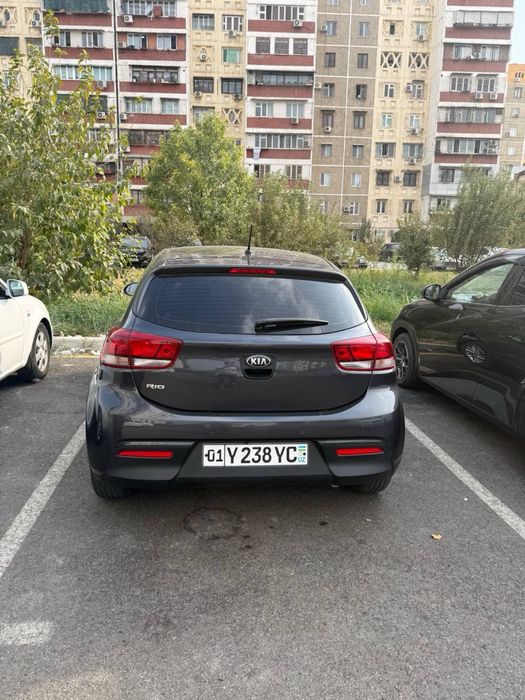 Kia Rio sotiladi