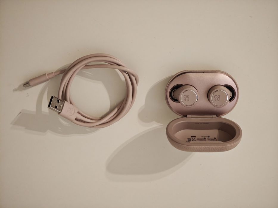 Bang and Olufsen Beoplay E8 3rd generation