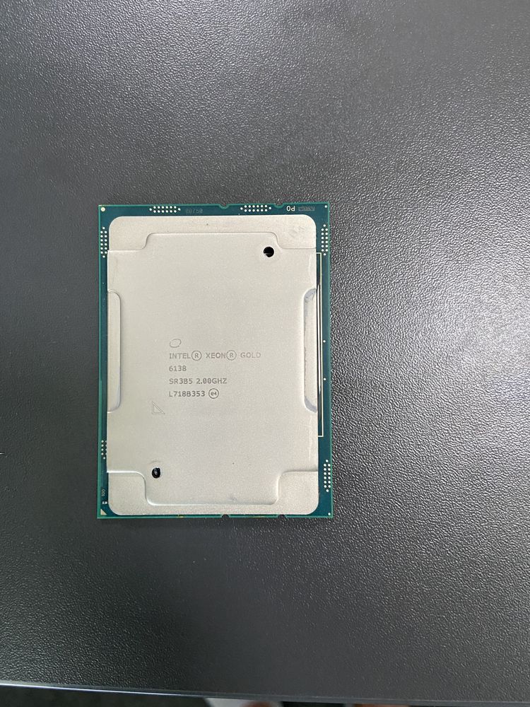Procesoare  Intel Xeon Gold 6138.