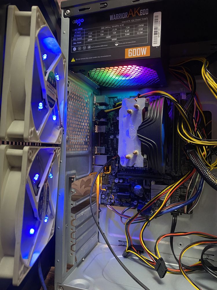 Продам игровой ПК (Core i5-7600, 16gb DDR4, 500hdd)