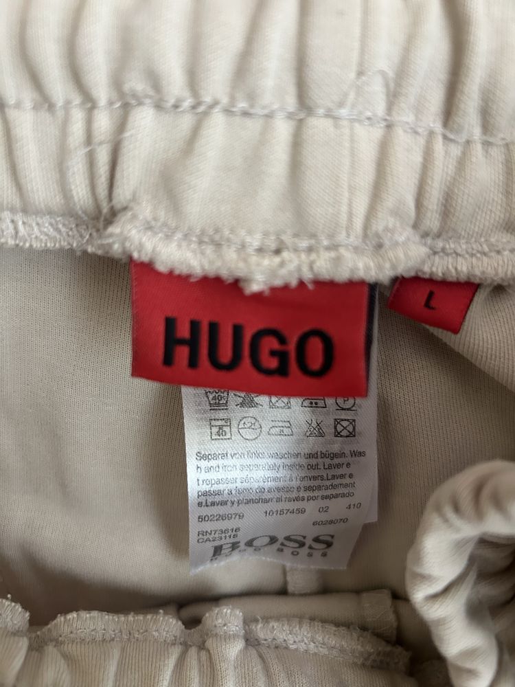 Летен нов екип HUGO размер L !