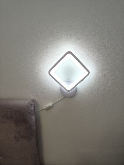 Aplică de perete cu led.