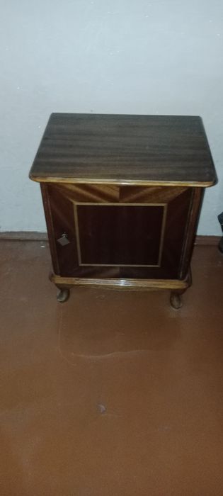 Продаётся 2 тумбочки