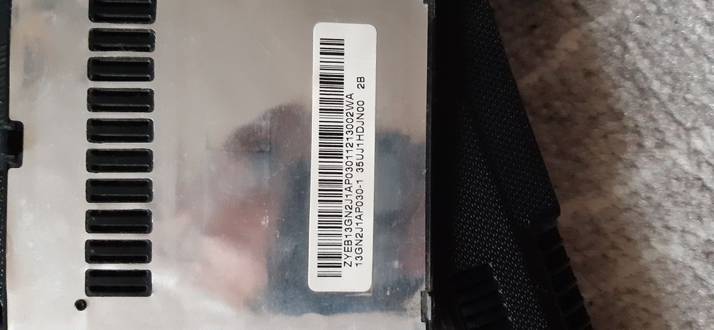 Laptop asus slim defect pentru piese