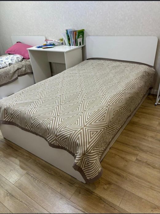 Продам кровать в отличном состоянии