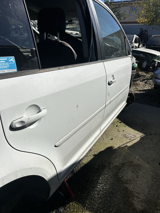 Ușă dreapta față Volkswagen Touran 2012