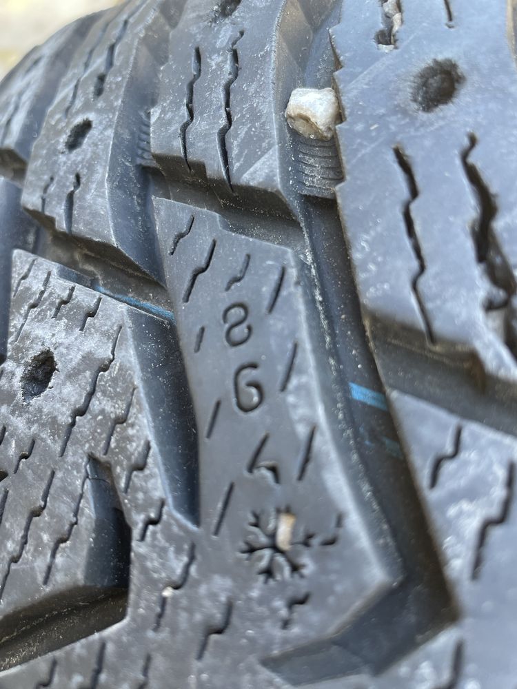 4броя Зимни гуми Nokian 215/65/16 | 9mm - dot3221