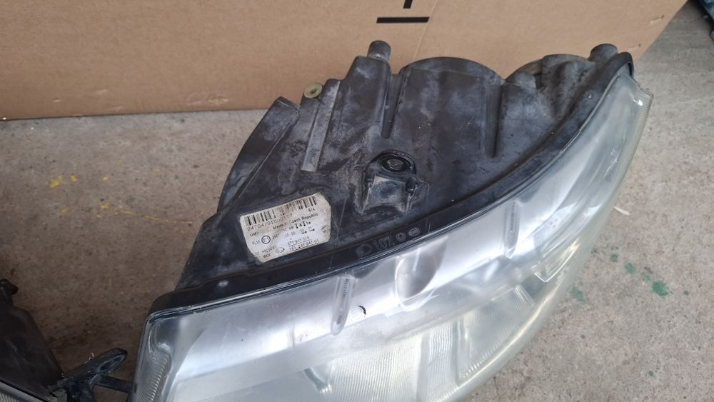 Set Faruri Skoda Superb 2