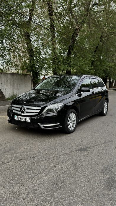 Mersedes-Benz B200
