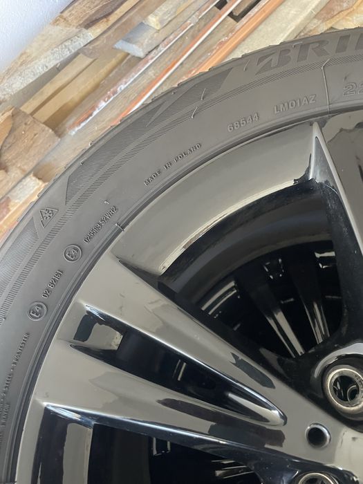 Vand 4 cauciucuri pt BMW  m+s cu jante 255/55/17 aprope noi!