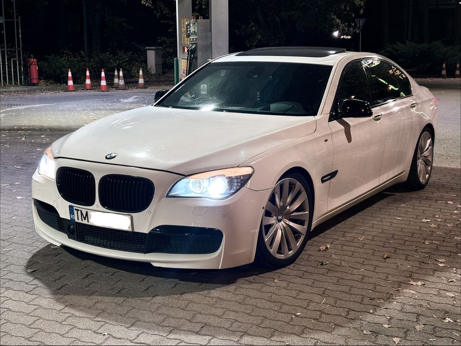 BMW 740d 306cp M-pack 2010