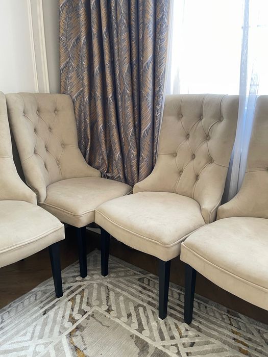 Комплект стульев